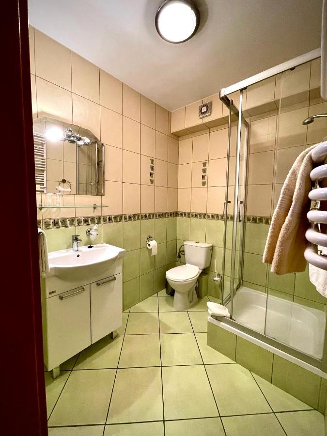 Hotel Dowhan Nowe Extérieur photo
